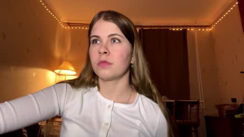 I am Amy ntmu Lets hit 10 Thumbs Up together online show from February 25, 4:22 am