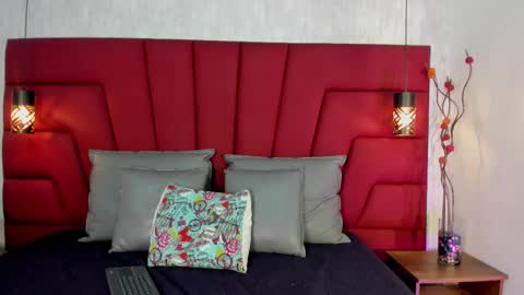 Hisoka online show from September 22, 11:45 am