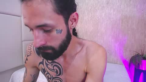 Hisoka online show from March 4, 8:15 pm