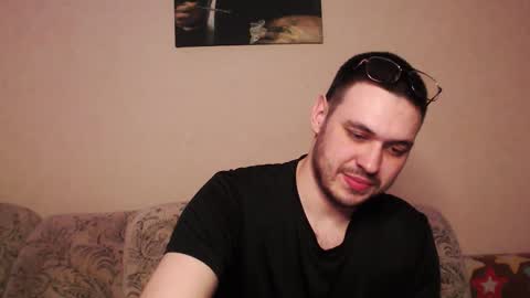 Hisoka online show from March 5, 9:11 pm