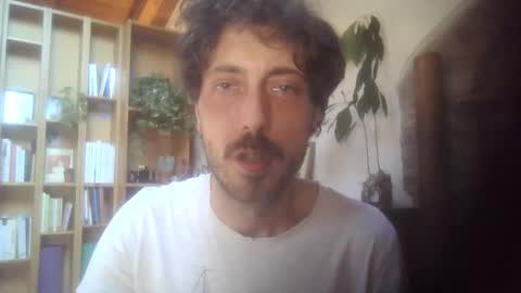 Snapshot of hitmenoww chatting on May 21, 2:46 pm hitmenoww online show from May 21, 2:46 pm