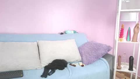 hiyakasudere_ online show from November 14, 6:39 pm