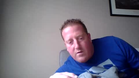 Snapshot of hockey258387 chatting on January 4, 7:23 pm THE MAN online show from January 4, 7:23 pm