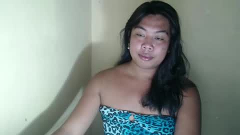 Snapshot of hoelylayla chatting on March 12, 9:48 am Layla3 online show from March 12, 9:48 am