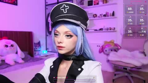 Snapshot of holliwould_ chatting on May 4, 11:50 am Holli online show from May 4, 11:50 am