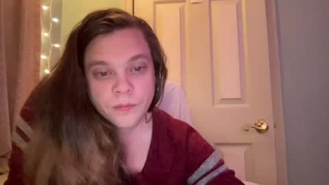 Hollys Drive threw Side Of CB. online show from December 29, 3:44 am