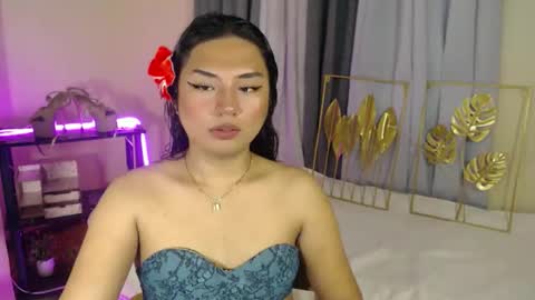 holly_maria69 online show from February 1, 8:02 am