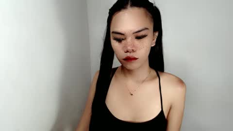 hollyhalo online show from October 27, 5:44 am