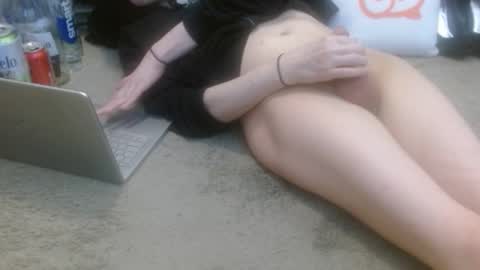 Holly Hawkes online show from February 9, 10:47 pm