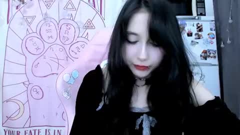Snapshot of holy420loly chatting on July 15, 6:02 pm Ho Lee Sheet online show from July 15, 6:02 pm