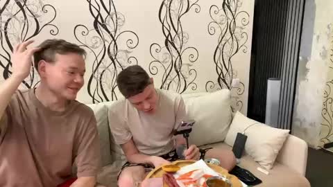 holy_eggs_00 online show from April 18, 11:14 am