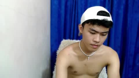 Jayjay online show from October 31, 11:44 am