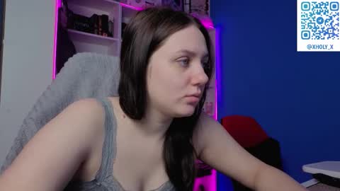 Snapshot of holy_kveta chatting on February 11, 3:11 am Kviki online show from February 11, 3:11 am