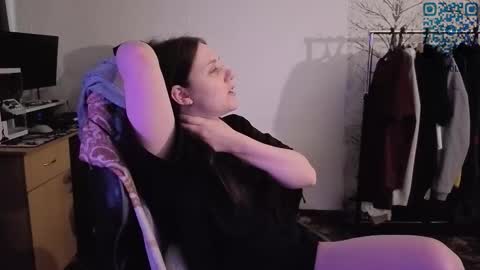 Kviki online show from March 29, 3:17 am