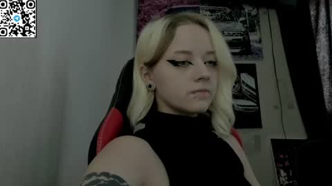 holy_mistresss online show from July 14, 8:08 am