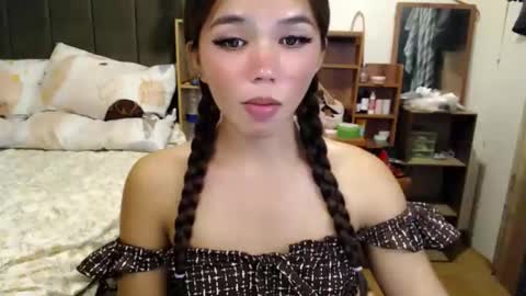 holy_molly1 online show from May 9, 2:44 pm