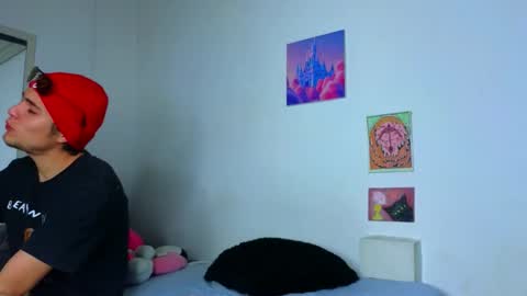      online show from March 4, 4:07 am