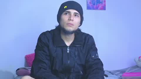 Snapshot of holy_taby_ chatting on July 12, 6:48 am online show from July 12, 6:48 am