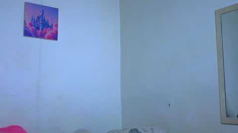 Snapshot of holy_taby_ chatting on July 23, 3:37 am online show from July 23, 3:37 am