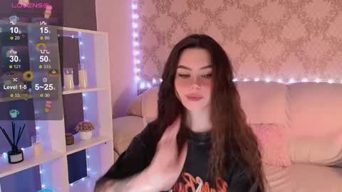 Mia online show from April 14, 3:56 am