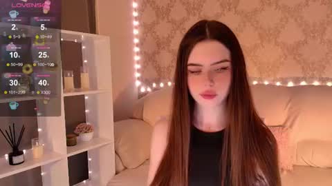 Snapshot of holymiax chatting on July 19, 3:32 am Mia online show from July 19, 3:32 am