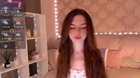 Snapshot of holymiax chatting on July 20, 3:43 am Mia online show from July 20, 3:43 am