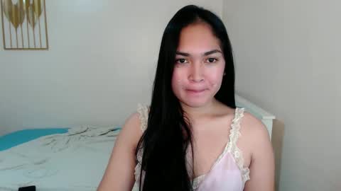 holymolly17 online show from October 12, 3:38 am