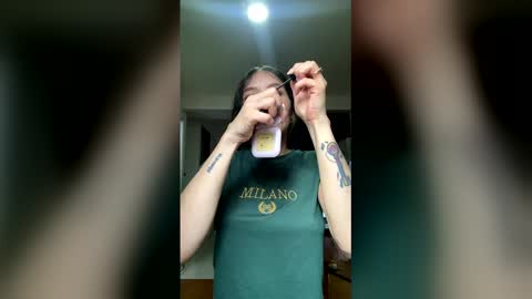 honeeeey_ online show from March 28, 8:41 pm