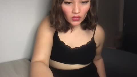 Snapshot of honeeybabyy chatting on December 29, 7:17 am honeeybabyy online show from December 29, 7:17 am