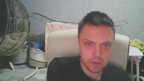 Snapshot of honesttojoy chatting on February 10, 7:17 pm Henry online show from February 10, 7:17 pm