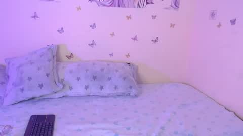 mimi online show from November 14, 11:53 am