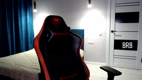 Snapshot of honey_furry chatting on December 20, 6:35 pm Wolfy online show from December 20, 6:35 pm