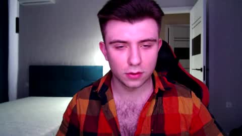 Snapshot of honey_furry chatting on February 28, 5:59 am Wolfy online show from February 28, 5:59 am