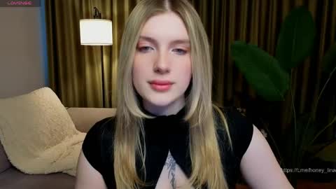 Lina online show from April 10, 4:50 am