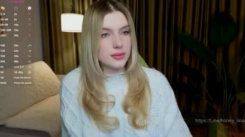 Snapshot of honey_kors chatting on May 2, 5:40 pm Lina online show from May 2, 5:40 pm
