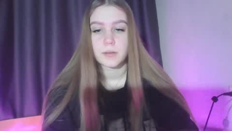 Snapshot of honey_lolaaa chatting on November 21, 3:00 pm honey_lolaaa online show from November 21, 3:00 pm