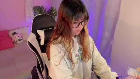 Milenka online show from April 28, 6:57 pm
