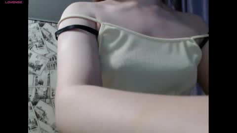 Lina online show from December 26, 3:42 pm