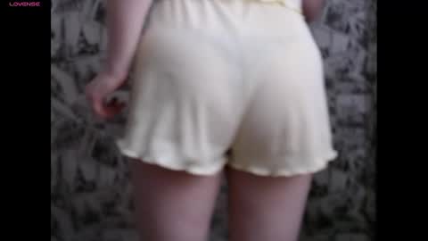 Lina online show from January 18, 9:02 am