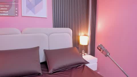 Snapshot of honey_sofii_ chatting on October 16, 11:22 am honey_sofii_ online show from October 16, 11:22 am