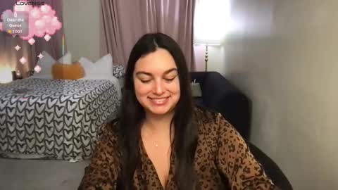 Tia online show from October 20, 4:13 am