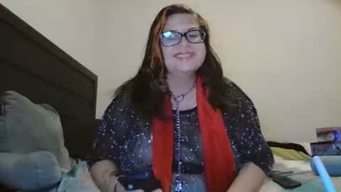 HoneyBear online show from December 22, 5:21 pm