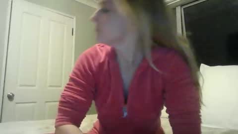 honeyblakex online show from May 2, 9:03 am