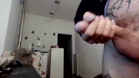 Snapshot of honeycock20 chatting on December 28, 1:17 pm honeycock20 online show from December 28, 1:17 pm