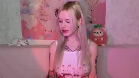 Lisa online show from December 23, 3:59 am