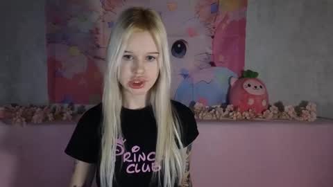 Lisa online show from February 17, 4:20 am