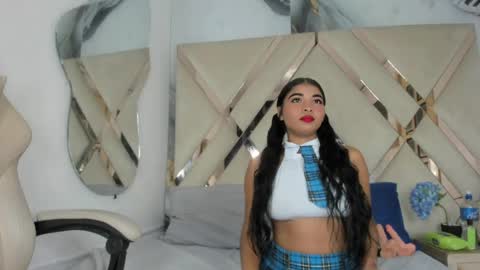 honeyht online show from April 18, 12:20 pm