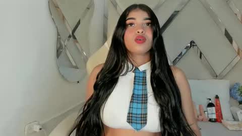 honeyht online show from June 7, 12:31 pm