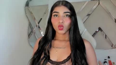 honeyht online show from June 11, 12:14 pm