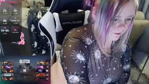 Honeyleigh94 online show from December 3, 11:35 pm